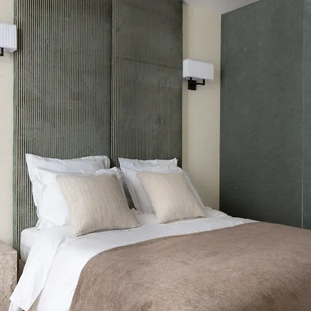 Champs élysées Montaigne Luxury 2 Bedroom Appartamento Parigi